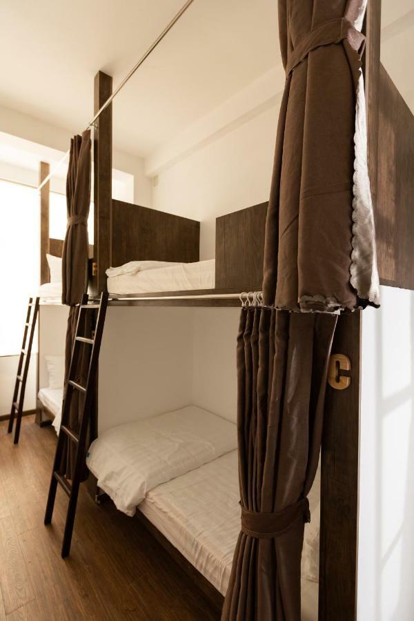Lae Hostel Туїхоа Екстер'єр фото